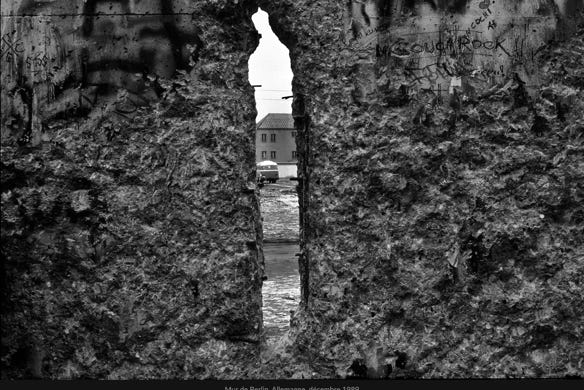 Instantané, Mur de Berlin, Allemagne, décembre 1989 photographie Jean pierre Morcrette