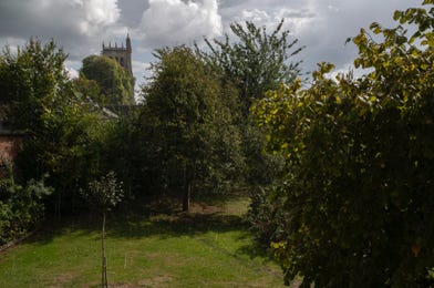 Vue de la fenêtre, Le Bec-Hellouin, Eure, 2017, photographie Jean pierre Morcrette