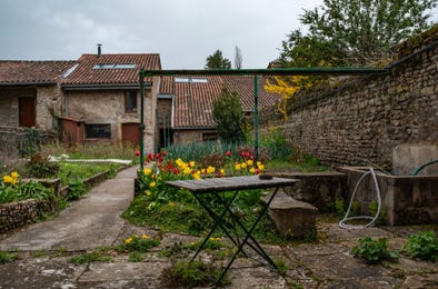 Vue de la fenêtre, Cluny, Saône-et-Loire, 2016, photographie Jean pierre Morcrette
