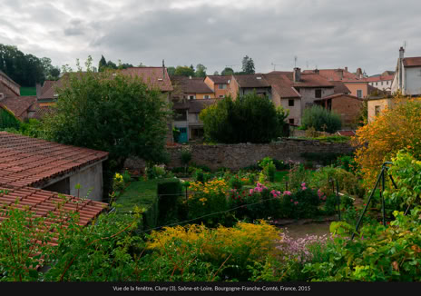 Vue de la fenêtre, Cluny (3), Saône-et-Loire, Bourgogne-Franche-Comté, France, 2015