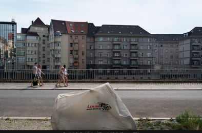 Vue de la fenêtre, La Haye-de-Routot, Eure, France, 2024, photographie Jean pierre Morcrette