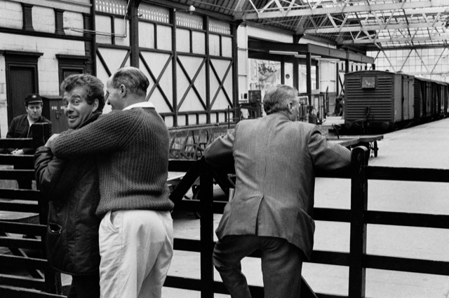 Instantané, Gare d’Oban, Écosse, Grande-Bretagne, 1971, photographie Jean pierre Morcrette